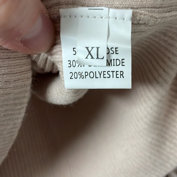 Size XL blush color blouse - Picture 3 of 7